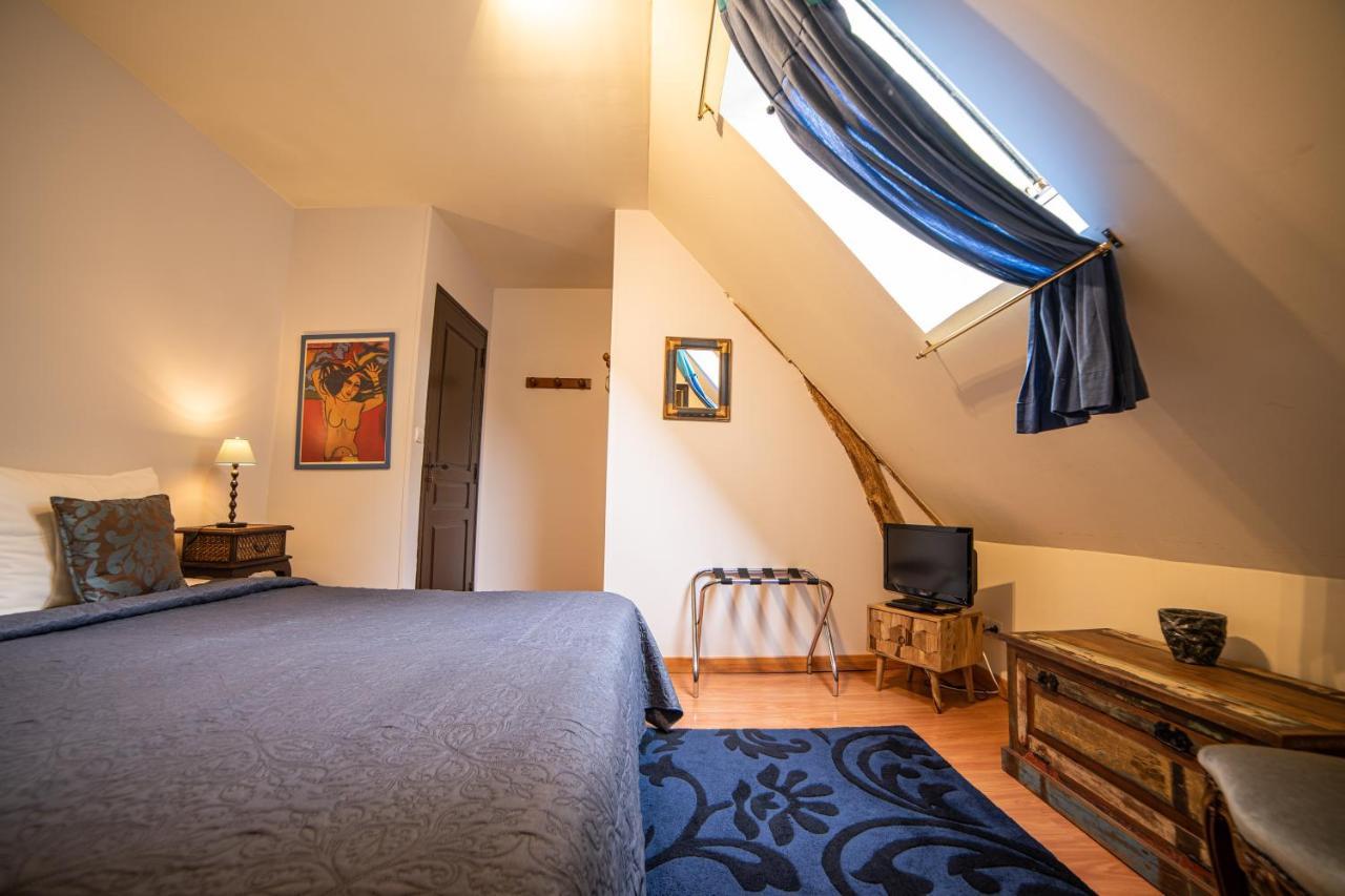Bed and Breakfast Domaine De La Tour Saint-Pierre-Canivet Exterior foto