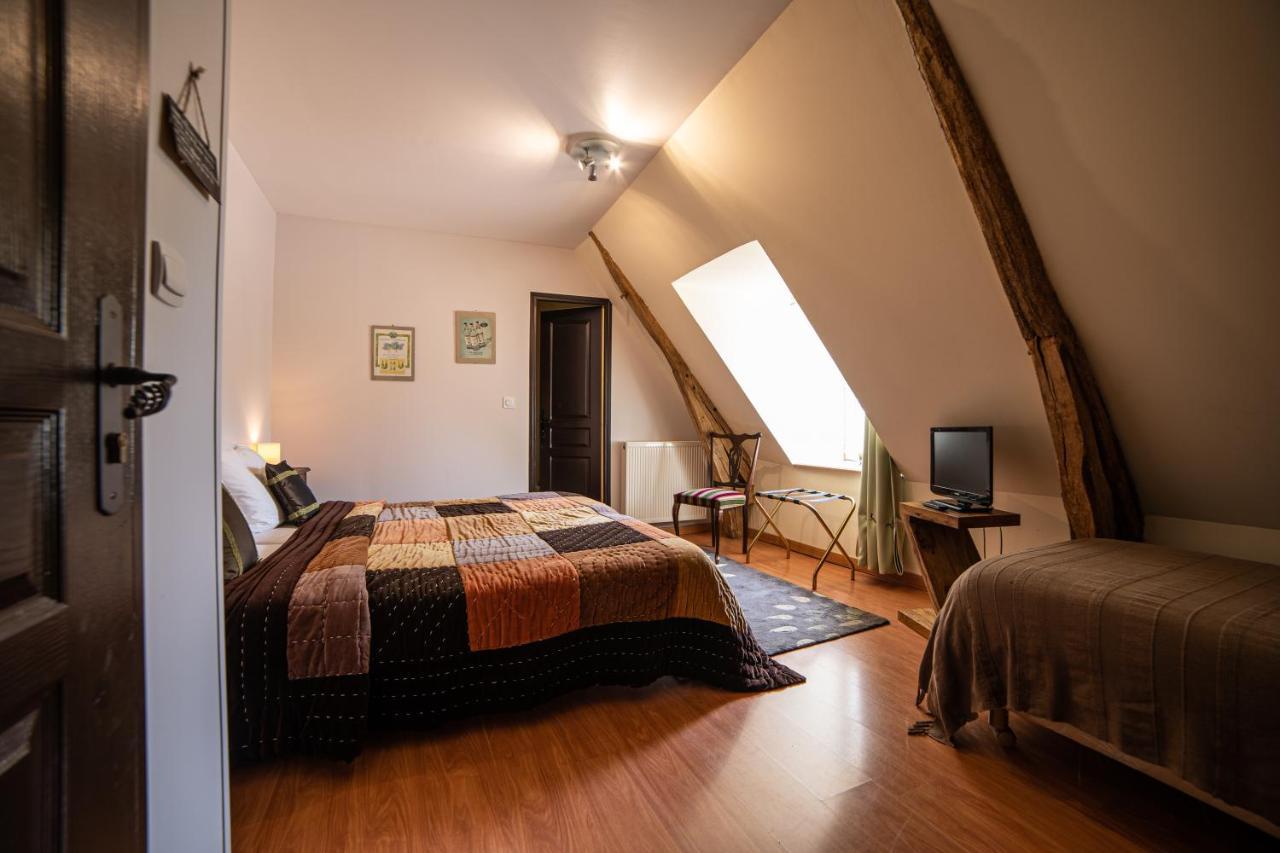 Bed and Breakfast Domaine De La Tour Saint-Pierre-Canivet Exterior foto