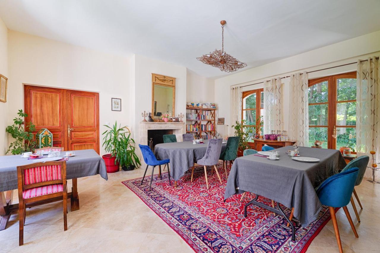 Bed and Breakfast Domaine De La Tour Saint-Pierre-Canivet Exterior foto
