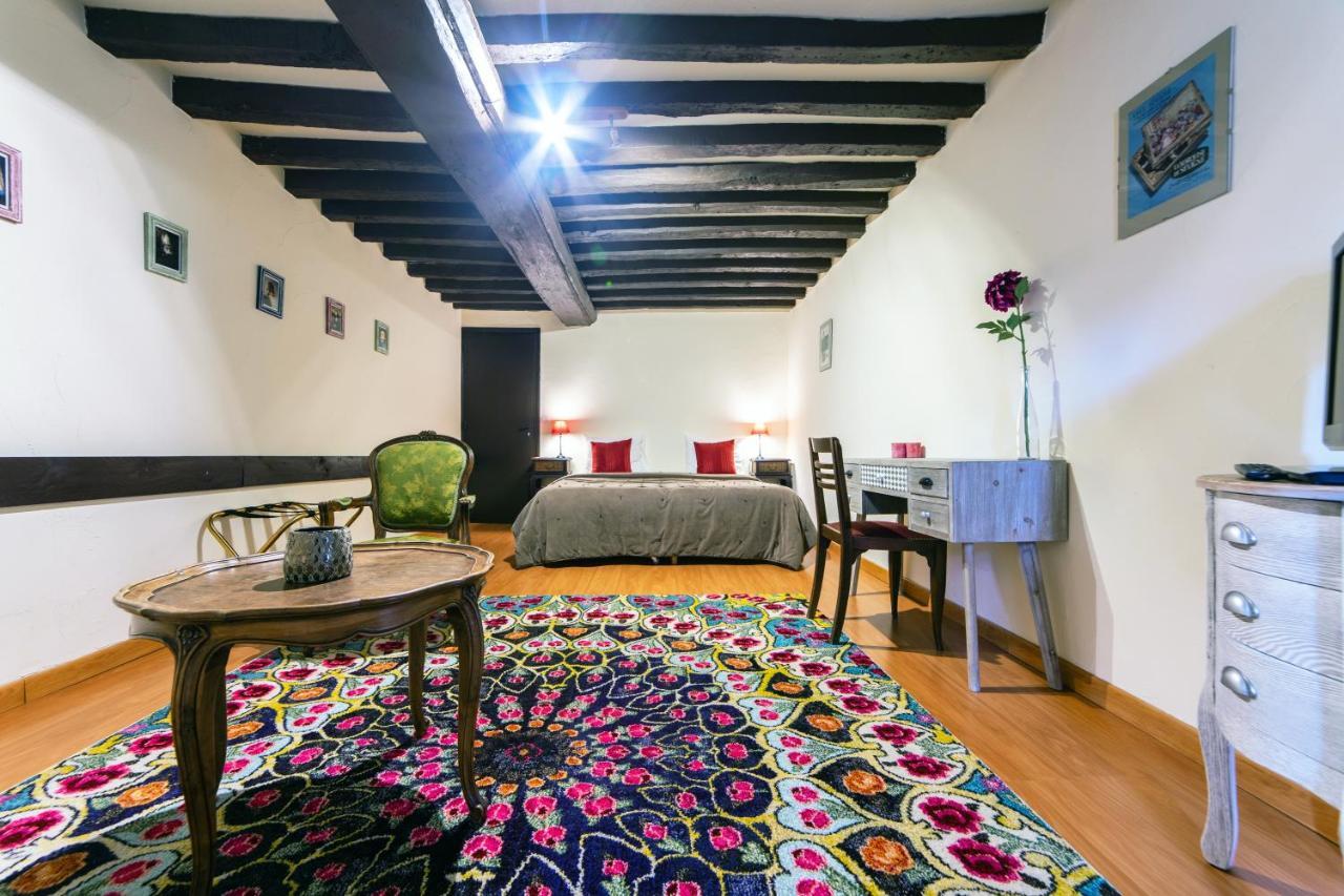 Bed and Breakfast Domaine De La Tour Saint-Pierre-Canivet Exterior foto